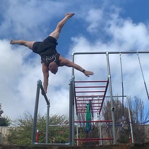 FAQ: Can adults use Funky Monkey Bars? ANSWER: Check out Paul T8 Upside Down on his backyard frame😮 While not all adults can achieve this it is certainly something to which to aspire 😉🐵 #funkymonkeybars #australianmade #gooddesign | Funky Monkey Bars