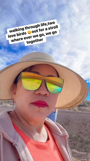 #couple #couplewalk #husbandandwife #couplegoals #couplereels #couplevideos #lovewalks | Lorna Loids Hopp