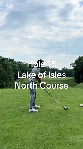 Scared the birdie! Hole 15 at Lake of Isles North Course! As long as you're in play off the tee you should have a fairly easy remainder of the hole! If you're long off the tee you might be able to reach it in 2, if not it may be better to lay up for a simple 3rd shot! #birdie #professional #golf #fyp #golftok #parati #playing #amateur #grind #close