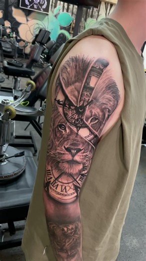 Psychedelic Lion Tattoo: A Colorful Masterpiece