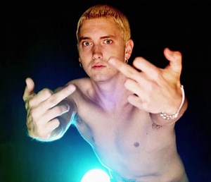 Eminem - Pac Man (Eminem response to Machine Gun Kelly Diss)