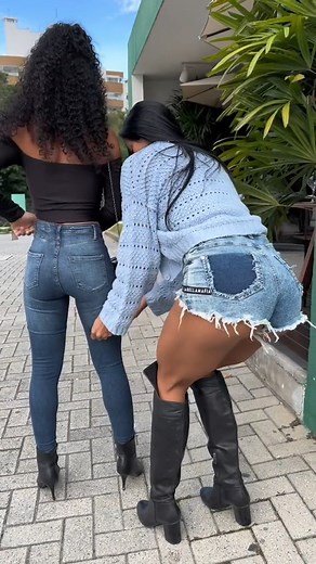 110K views · 615 reactions | #beach #beachlife #girls #girlswholift #pool #poolparty #friends #friendship #workout #workoutmotivation #workoutideas #gym #gymlife #fitnessgirl #reels #viral | Mitali Roy | Facebook