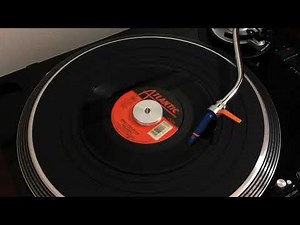 Phil Collins - A Groovy Kind Of Love [45 RPM]