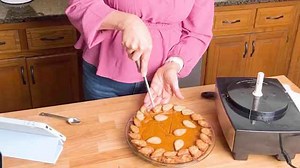 Easy Dairy-Free Pumpkin Pie You'll Love