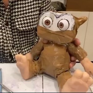 Full Gizmo Movie Craft video is now up on my YouTube channel Keith Lemons Doings! ‘Appy Monday! #gremlins #moviecraft #keithlemondoings | Keith Lemon