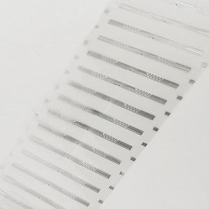 [Hot Item] Factory Price OEM Passive UHF RFID Tag Waterproof Impinj M4e/M4qt Smart Dry/Wet RFID Inlay/Label/Sticker Roll