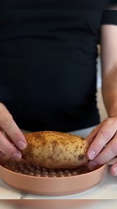 Yummy Can Potatoes is an As Seen on TV product designed to create baked potatoes in the microwave. I tested it against a couple of other methods and found the results to be similar, although Yummy Can Potatoes may have had a slight edge. #microwave #potatoes #kitchengadgets | Freakin' Reviews