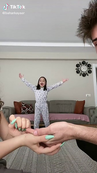 İlker Ceylan'ın Eski Sevgilisi ve Liseli İfşa