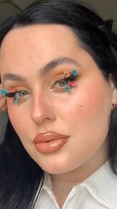 3K views | Flower eye makeup is perfect for spring | MetDaan Hairstyles | Facebook