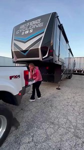 2.5M views · 10K reactions | Camp w/ us in Downtown Chicago #nomads #rvliving #travelwithkids #rvlife | Jessica Roderick | Facebook