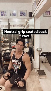 Neutral grip seated back row #carlosagassi | Carlos Agassi
