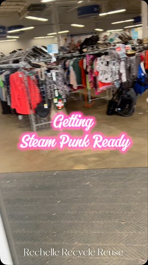 $15 at Goodwill and an old tablecloth…this is what you get! #steampunk #steampunks #rechellerecyclereuse #cosplay | Rechelle Williams