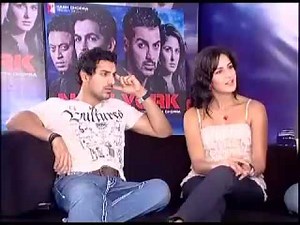 Pinnin up John Abraham