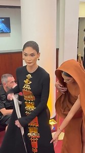 Pia Wurtzbach is reunited with her Queen sister Iris Mittenaere. #PiaWurtzbach #irismittenaere #MissUniverse #Pageantnatinto | Pageant Natin 'To