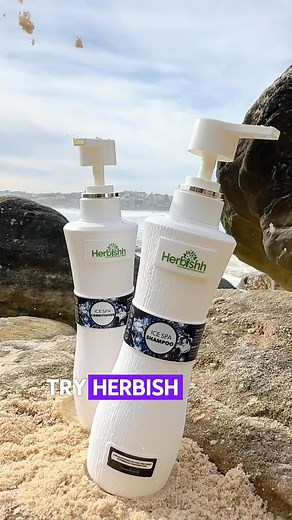 BEACH BABE? HERE'S A SOLUTION TO YOUR DRY HAIR ❄️✨ Say goodbye to dry and lifeless hair with the Herbishh Ice Spa Shampoo and Conditioner Set! ❄️✨ Keep your hair fresh, balanced, and full of shine all day long. Try it now and feel the difference!  #HerbishhHairCare #IceSpaShampoo #GoodbyeDryAndLifelessHair #hairsolutions | Herbishh | Facebook