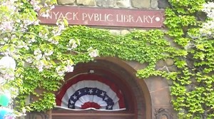 Dery, Evangelist Seek Library Positions