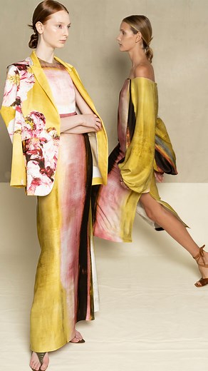 4.5K views · 216 reactions | Rothko, Twombly & Ruscha: It was only fitting to showcase our art-inspired #Spring2023 collection at the #NaraRoeslerGallery in New York. #SilviaTcherassi | Silvia Tcherassi | Facebook