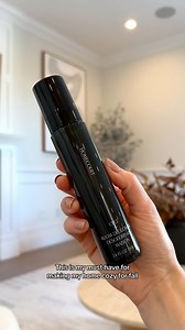 🍂FALL SPOILER🍂 The one where your room smells amazing. But seriously this Homecourt Cece Room Deodorant in Customization 4 smells AMAZING. - Founded by Courteney Cox from “Friends” (silent screams), so you know it’s going to be good! - A first-of-its-kind Room Deodorant, this fave has been clinically tested to reduce and neutralize odors (in the kitchen, bathroom, and beyond). - Contains zinc ricinoleate to naturally trap and absorb odor molecules, yeast ferment to break down odor-causing bact