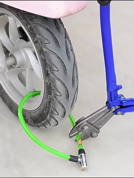 Bolt Cutter (8&18-inches)