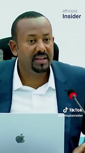 ቪዲዮ፦ ኢትዮጵያ ውስጥ ያለው ግጭት ዋነኛ አጀንዳ እንዲሆን የሚፈልጉ ግለሰቦች “ተልዕኮ ያላቸው (infiltrator) ናቸው” ሲሉ ጠቅላይ ሚኒስትር አብይ አህመድ ተናገሩ። በሀገሪቱ ያለውን “ግጭት እና አላስፈላጊ መገዳደል”፤ የመከላከያ እና የፖሊስ ተቋማት “እየተቆጣጠሩት” መሆኑን ጠቅላይ ሚኒስትሩ አስታውቀዋል። አብይ ይህን ያሉት ባለፈው መስከረም ወር መጀመሪያ በአዳማ ከተማ በተካሄደ የብልጽግና ፓርቲ ከፍተኛ አመራሮች ስልጠና ላይ ባቀረቡት እና በትላንትናው ዕለት በቴሌቪዥን ጣቢያዎች በተላለፈ ገለጻቸው ላይ ነው። ከ“ዕዳ ወደ ምንዳ” በተሰኘ መሪ ቃል ለ11 ቀናት የተካሄደው የከፍተኛ አመራሮች ስልጠና ዓላማ፤ የብልጽግና ፓርቲ “ለህዝቡ የገባውን ቃል ማስፈጸም የሚያስችል የአመራር አቅም እንዲፈጠር ማድረግ” መሆኑ በወቅቱ ተገልጾ ነበር። የገዢው ፓርቲ ፕሬዝዳንት የሆኑት አብይ በስልጠ