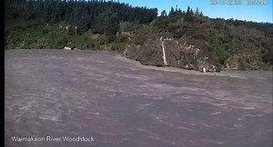 268K views · 922 reactions | MAJOR FLOOD WARNING - Waimak River ⚠️ ⛔️ The Waimak at Esk is currently 3,923 cumecs still rising - this is insane !!!!!! Context, flood flows Tuesday was 1470 cumecs Excuse my french, this flow making its way down is fucking huge !!!! I wouldn’t be surprised if our SH1 camera gets wiped out If your a subscriber, we will keep the Waimak cameras online so you can view | Outdoor Access Ltd | Facebook