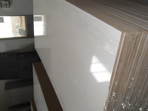 [Hot Item] High Gloss White UV MDF Board