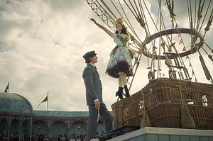 'The Aeronauts' Is a Movie About Big Balloons and the People Who Love Them