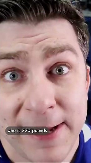 Wayne Simmonds will go anybody. #nhl #leafs #hockey