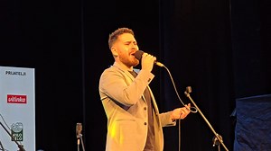 Festival Sevdalinke “Sevdalinko u srcu te nosim" Elmir Hodžić ❤️ Video: Blicko/BH Reporter Mersiha Bajric-Besic | BH Reporter (www.bhreporter.ba)