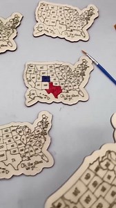 Personalized USA Travel Map Fridge Magnet-Customizable Wooden 50 States Collectible Decoration to Track Memories, Mark Adventures, and Celebrate Your Journey. an Ideal Gift for Travel Lovers.