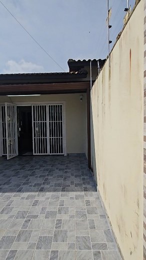 2.6K views · 72 reactions | Casa semi nova na praia de Itanhaem venda com os móveis preço muito bom. Valor $ 295.000,00 WhatsApp 13 9 99789-2364 #casanovacompiscinanapraia #gilvaneideimoveis #casanapraiadeitanhaem #itanhaemsp | Imobiliária Gilvaneide imoveis creci 60.378 | Facebook