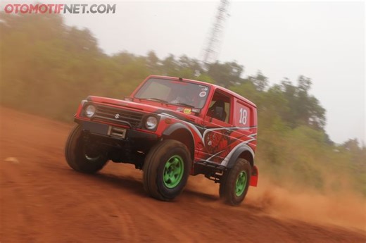 Suzuki Jimny Loyo Bikin Sebel, Dijamin Kebut Pakai Trik Favorit Ini - Otomotifnet.com