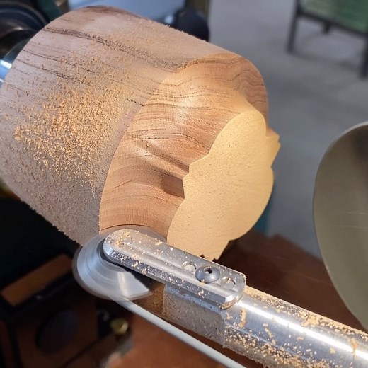 Turning one of my favorite patterns, my “double triple”, in cherry. Double peaks with triple lobes, multi-rosette multi-touch work on the rose engine. #roseengine #roseenginelathe #ornamentalturning #complexturning #lathe #turning #woodturning #art #pattern #double #triple #rosette #workshop #sahamann | Spencer Hamann