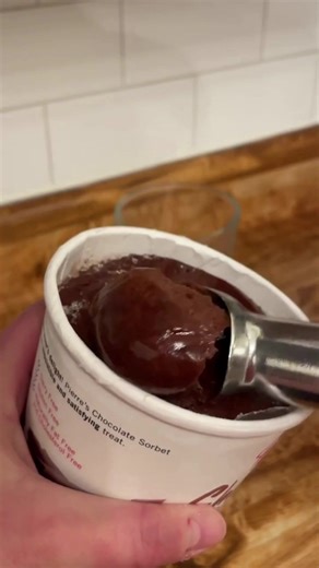 It's National Ice Cream Soda Day! 磻 We love a creamy, fizzy ice...