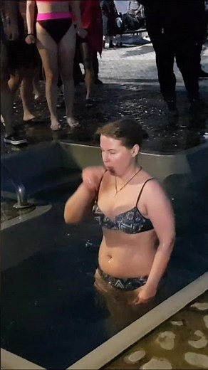 ICE HOLE BATHING #646 / SWIMMING WINTER 2025