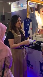 18 reactions | Booth PAN x Blue Squad ada di Festival Pemilu loh! Disini kamu bisa banget lihat dan beli merchandise Blue Squad. Nggak cuma itu, kalian juga bisa banget cari tau soal PAN dan tanya-tanya langsung sama Caleg PAN. Tonton video selengkapnya ya! #partaiamanatnasional #te12depan #bluesquad | Partai Amanat Nasional - PAN | Facebook