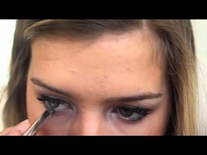 DIY Minnie Mouse Halloween Costume Tutorial! makeup