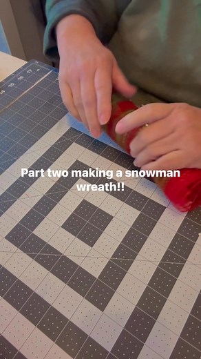 78K views · 425 reactions | Preparing to make a mesh wreath with snowman ribbons Part 6 | Clazzy Designs ribbons, wreaths and more | Facebook
