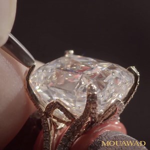 1.1K views · 62 reactions | From rough stone to extraordinary 25.15 carat diamond reigning supreme in the Pure White Diamond Ring… click to discover the full journey. #Mouawad #Diamond #ExceptionalJewels #RareJewels #ExtraordinaryJewels #DiamondHouse #MouawadDiamondHouse #CraftingTheExtraordinary https://mwd.social/magni51521 | Mouawad | Facebook
