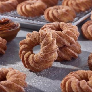 🍩 Summer’s heating up—and so are your donut cases! 🍓🍍☀️ Whether you're keeping it classic or testing out something totally new, our premium bakery ingredients are designed to take your donut program to the next level. Explore our summer-ready ingredients and flavor inspo by clicking the link - https://ow.ly/j32i50W3P24 #SummerDonuts #DawnFoods #BakeryInspo #Allidays #DonutGoals #SeasonalFavorites #SweetSuccess | Dawn Foods