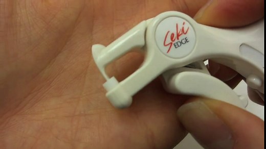 Seki Edge Spot Eyelash Curler (SS-600) - Lash Curler Adds Curl, Lift & Definition to Outer Corners of Lashes - Help Eyes Appear Larger & More Open - Comes with Extra Curler Replacement Pad