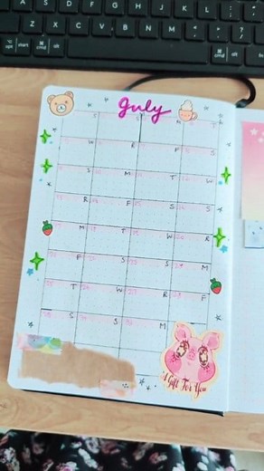 3.3K views · 70 reactions | The amateur bullet journaling continues... #bujoideas #bulletjournaling #steptracker | Jem and Cozy | Facebook