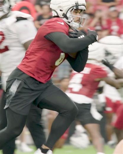 😳 would not want to try and stop that guy | Arizona Cardinals