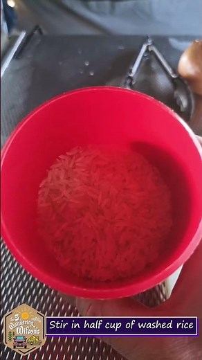 Cooking rice in a thermal cooker