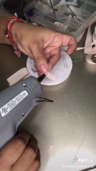 DIY Teddy Bear Bow Making Tutorial for Baby Shower Centerpieces