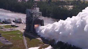 NASA Tests RS-25 Flight Engine for Space Launch System Engineers at NASA’s Stennis Space Center in Mississippi on Oct. 19 completed a hot-fire test of RS-25 rocket engine E2063, a flight engine for NASA’s new Space Launch System (SLS) rocket. Engine E2063 is scheduled to help power SLS on its Exploration Mission-2 (EM-2), the first flight of the new rocket to carry humans. More about SLS: www.nasa.gov/exploration/systems/sls/index.html Credit: NASA Duration: 8:53 minutes Release Date: October 19