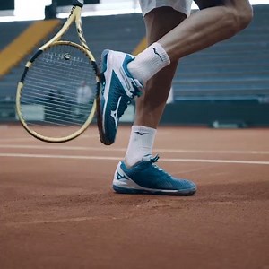 26 reactions | Giành chiến thắng tại 2 Grand Slam lớn Wimbledon và US...