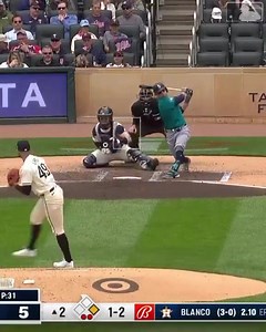 Pablo López logra su cuarta victoria de la temporada, trabajó por espacio de 6.1IP, abanicando a 10 rivales permitiendo una sola carrera. @beisbol_mlb_venezuela #pablolopez #plopezserra #twins #venezuela #beisbol #venezolanosenelmundo #mlb #ronaldacuñajr #minnesota #zulia | El Designado