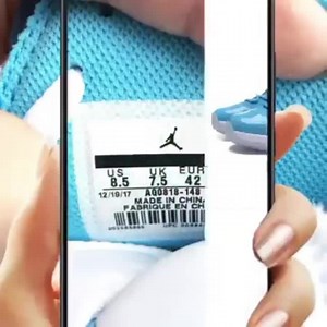 An extremely fast QR code scanning APP for Android devices that also supports scanning and creating QR codes and barcodes in various formats. | QRS-k1