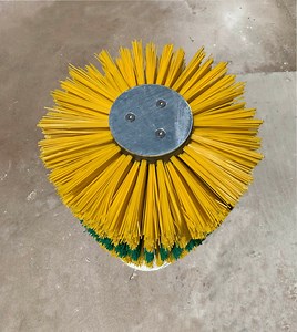 [Hot Item] Increases Your Cows′ Well-Being Cattle Comfort Brushes for Dairy Farm